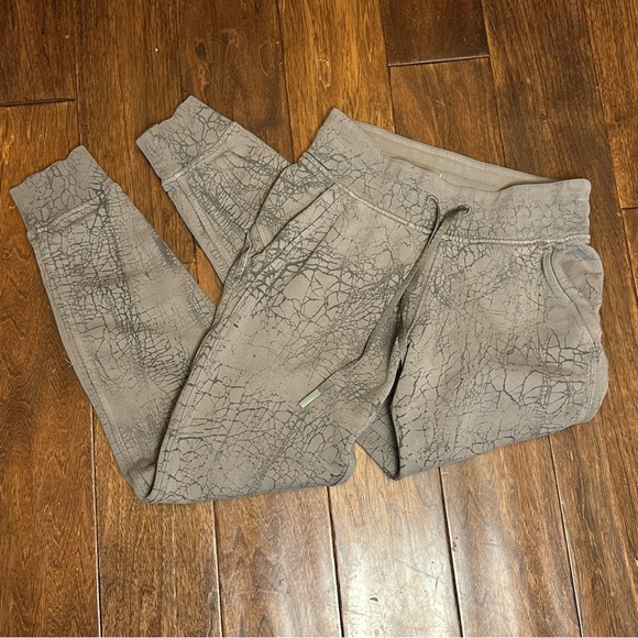 Lululemon Warm Down Jogger 7/8 Length - Picture 2 of 10